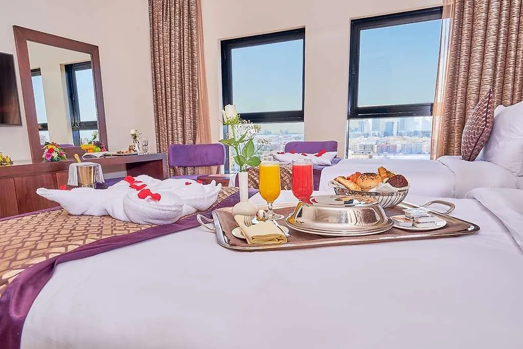 Carlton Dubai Creek Hotel Egyesült Arab Emírségek